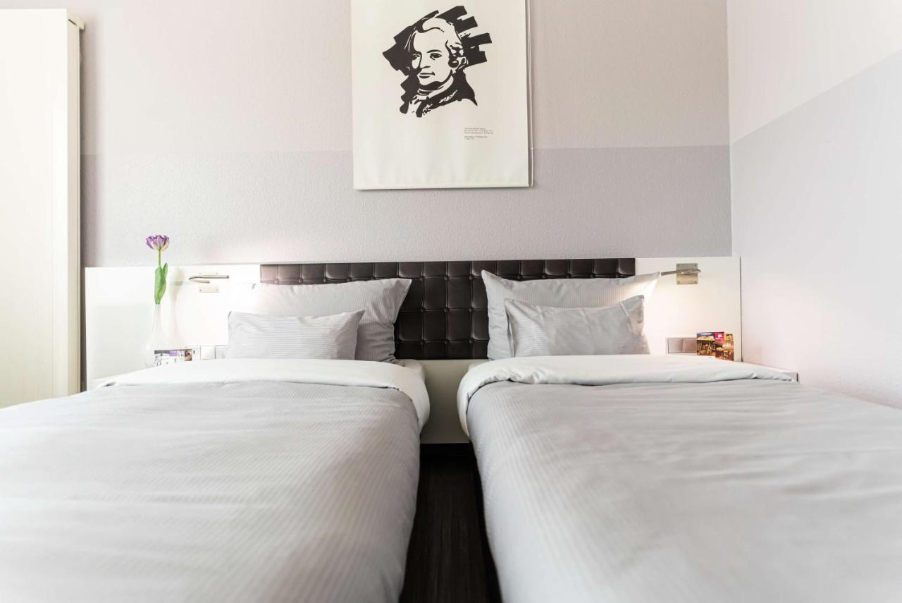 Elaya Hotel Wolfenbuettel Ehemals Rilano 24 7 Hotel 볼펜부텔 외부 사진